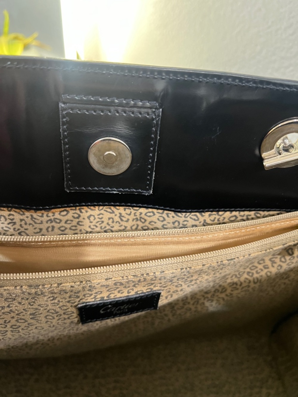 Cartier Panther vintage Leather Shoulder Tote Bag comes w authentic certificate - Picture 12 of 17
